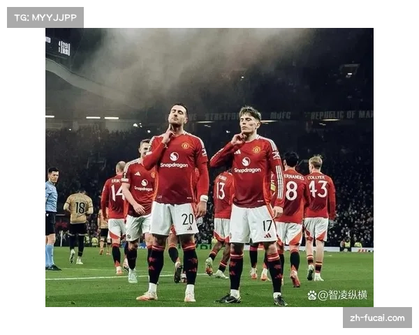 谢什科10分钟梅开二度，曼联锋线现曙光