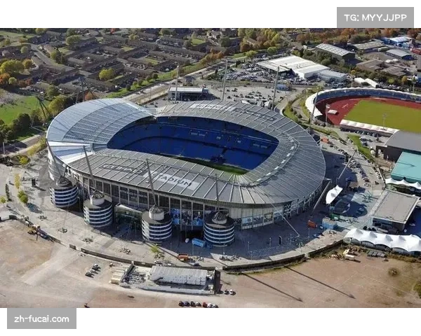 因球迷不当歌曲，欧足联对一家英超俱乐部展开调查并可能处以空场处罚